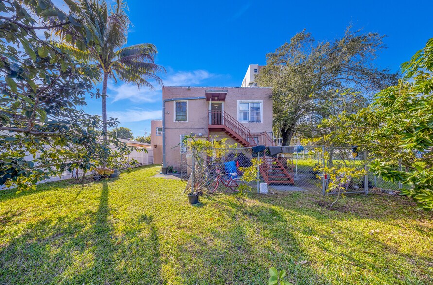 More Photos Of 193 NW 58th St, Miami Apartments For Sale