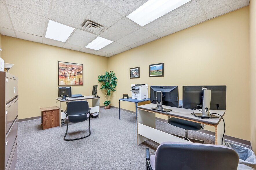 More Photos Of 501-505 Market St, East Liverpool Storefront For Sale