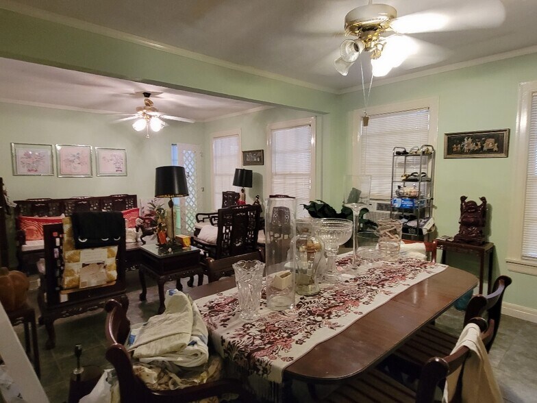 More Photos Of 2011 Binz St, Houston Apartments For Sale