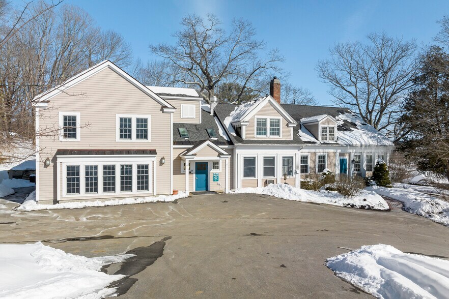 More Photos Of 34 Main St, Newcastle Flex For Sale