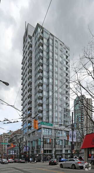 More Photos Of 480 Robson St, Vancouver Apartments For Lease