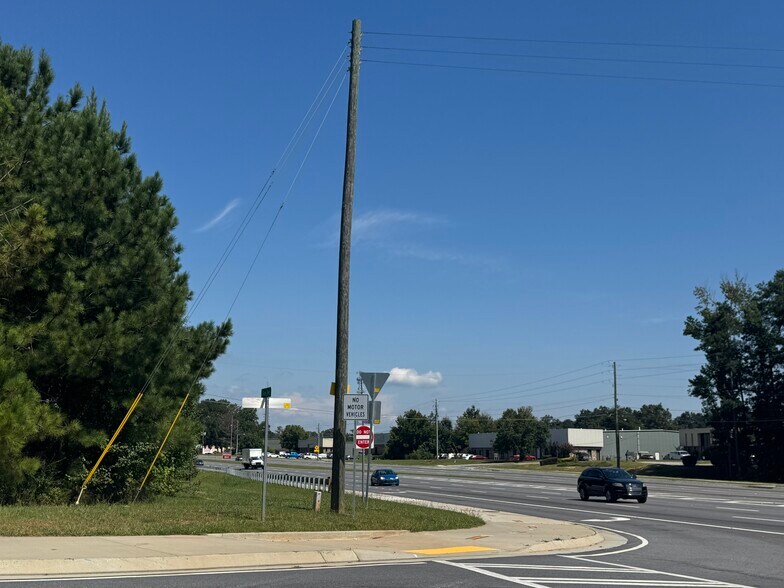 More Photos Of 0 Tara Blvd, Jonesboro Land For Sale