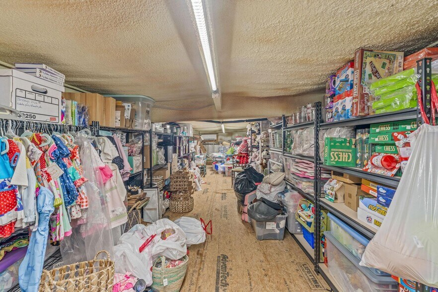 More Photos Of 120 E Blackjack St, Dublin Storefront For Sale