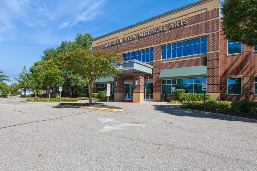 Primary Photo Of 5838 Harbour View Blvd, Suffolk Medical For Lease