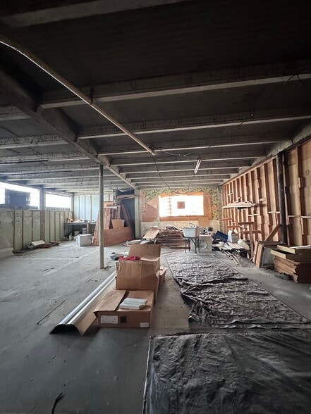 More Photos Of 2020 S Division Ave, Grand Rapids Medical For Sale