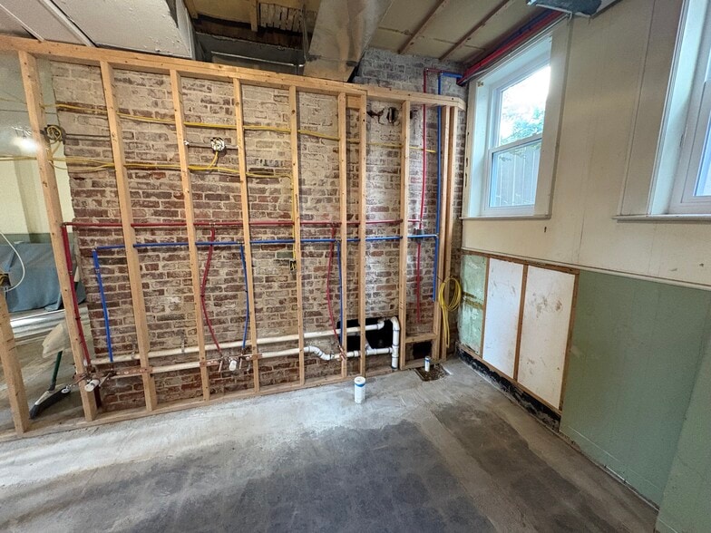 More Photos Of 5502 Noyes Ave, Charleston Specialty For Sale