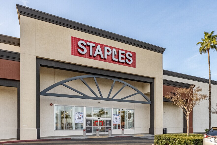 More Photos Of 2325 S Atlantic Blvd, Monterey Park Unknown For Lease