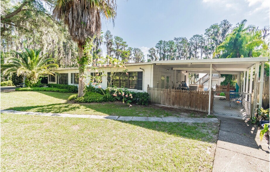 More Photos Of 22129 Carson Dr, Land O' Lakes Specialty For Sale