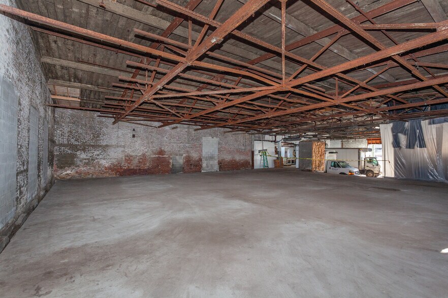 More Photos Of 1698 Main St, Peekskill Manufacturing For Lease