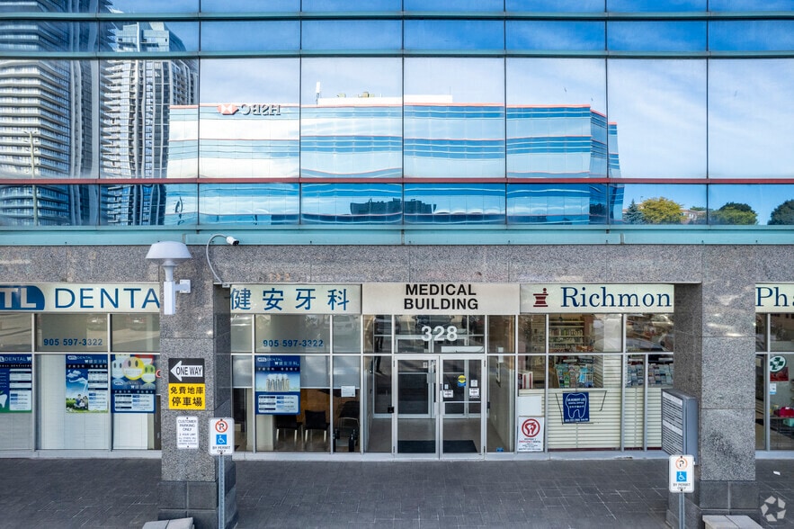 More Photos Of 328 Highway 7 E, Richmond Hill Medical For Sale
