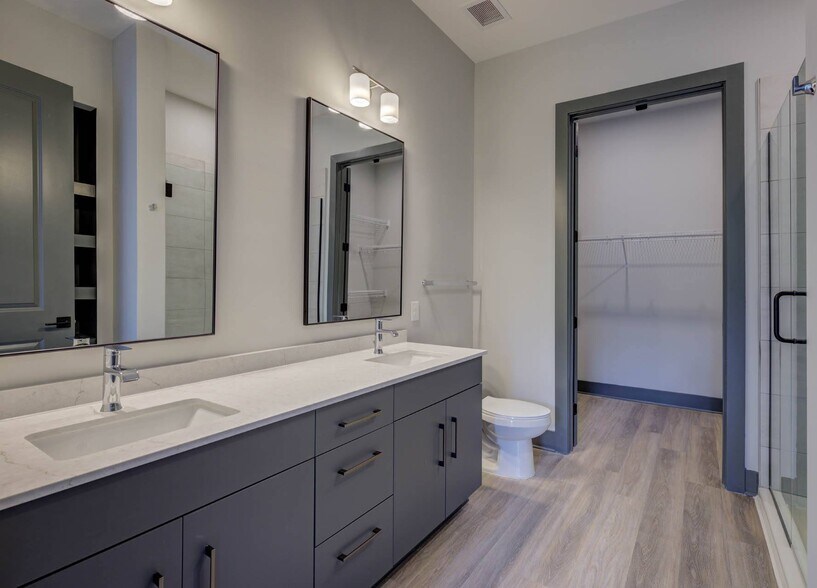 More Photos Of 352 S Walker St, Cary Apartments For Lease