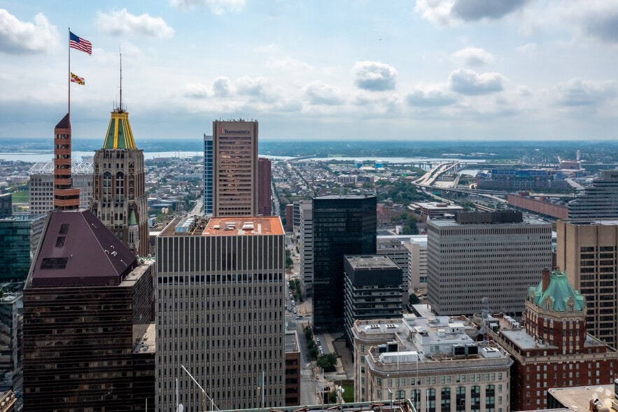 More Photos Of 20 S Charles St, Baltimore Office For Sale