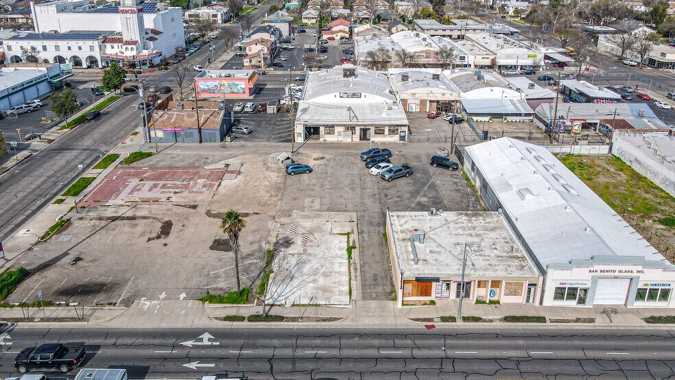More Photos Of 245 W 16th St, Merced Land For Lease