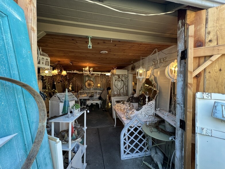 More Photos Of 601 Riley St, Folsom Office For Sale