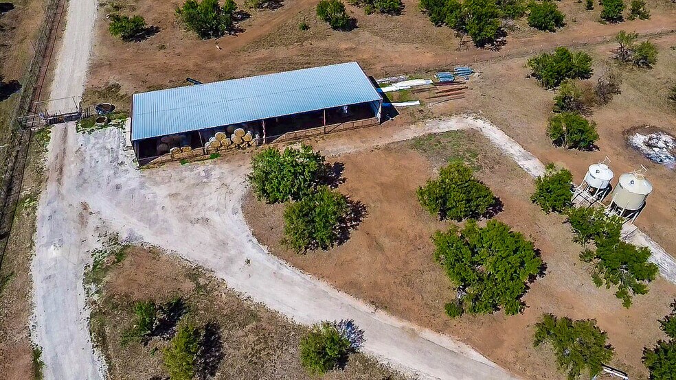 More Photos Of 10000 FM 209, Graham Land For Sale