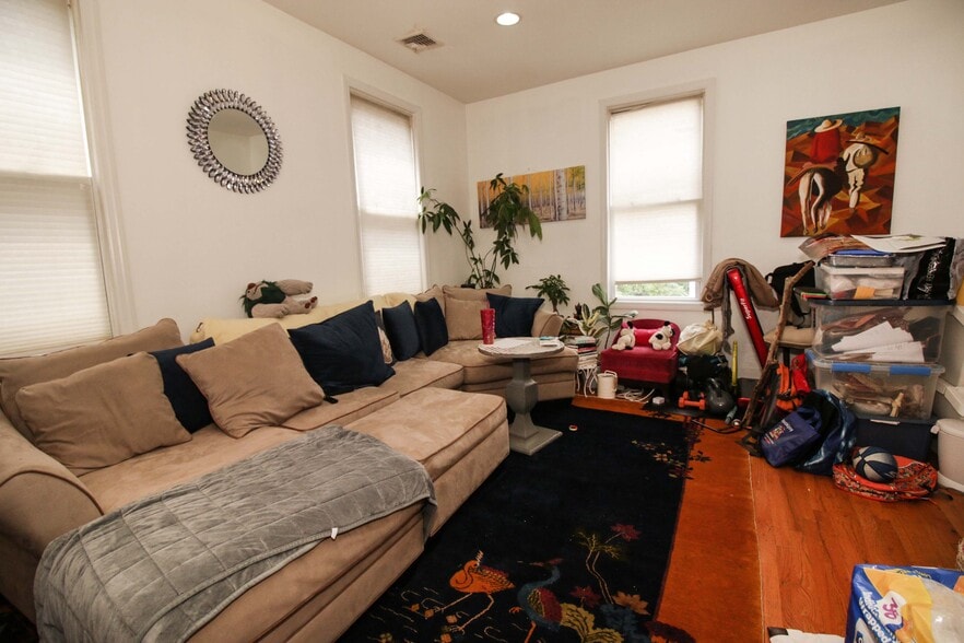 More Photos Of 201 Hackensack Plank Rd, Weehawken Restaurant For Sale