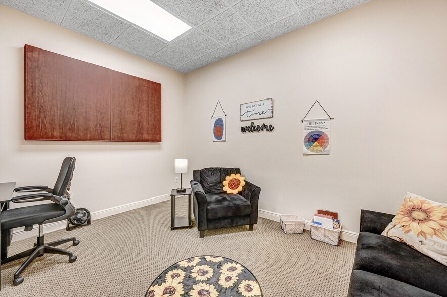 More Photos Of 7145 Turner Rd, Rockledge Office For Sale