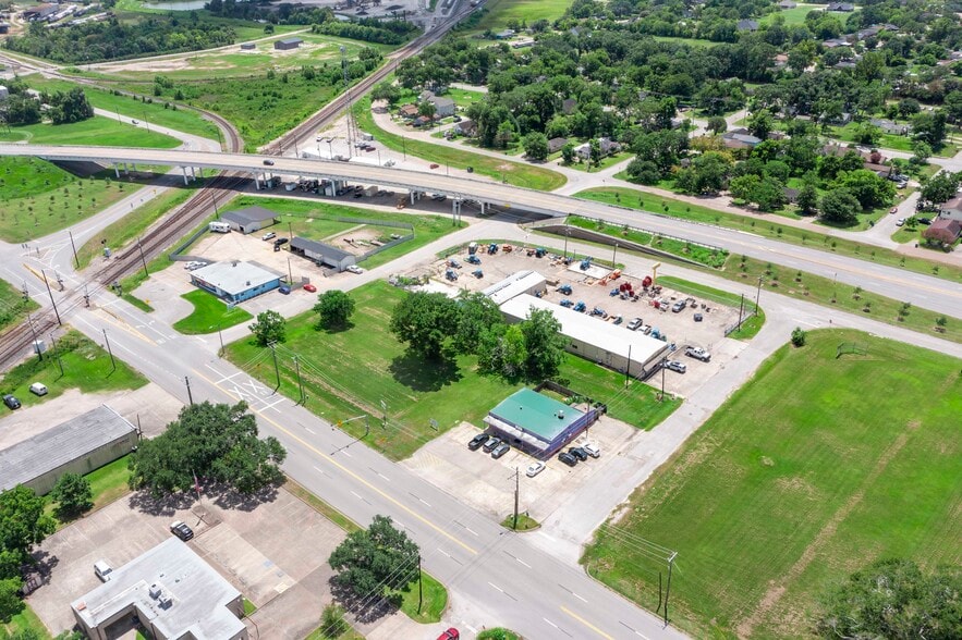 More Photos Of 500 S Velasco St, Angleton Restaurant For Sale