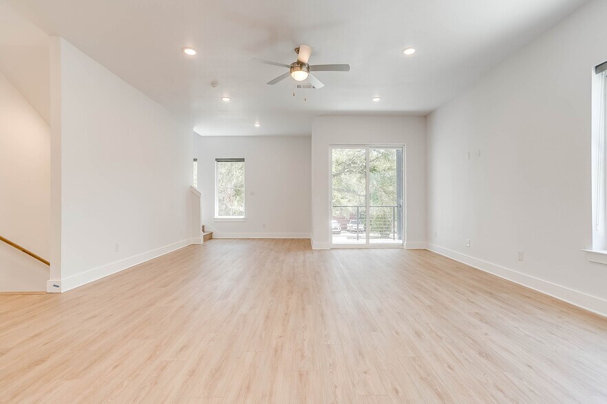 More Photos Of , Fort Worth Multifamily For Sale