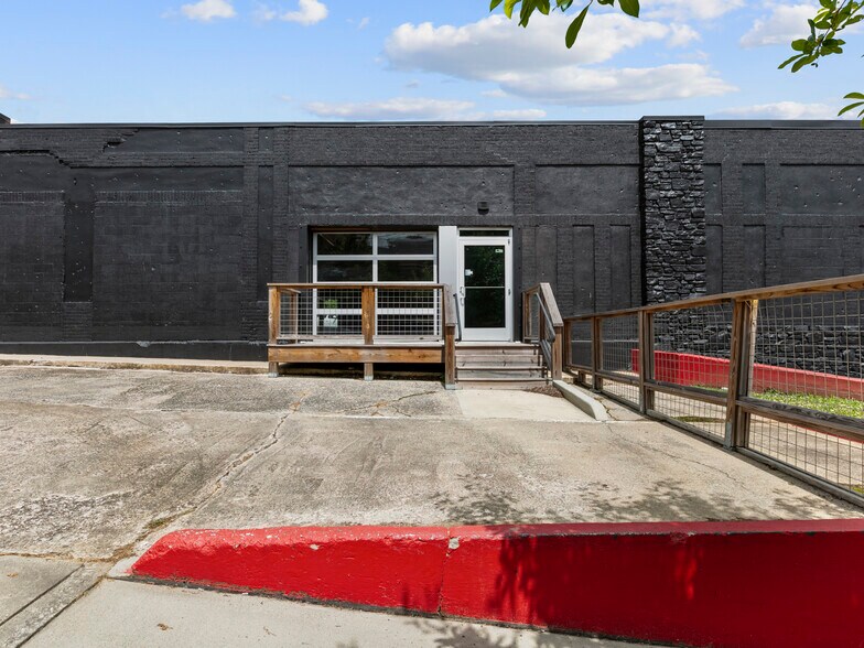 More Photos Of 37 N Broad St, Brevard Storefront Retail Office For Sale