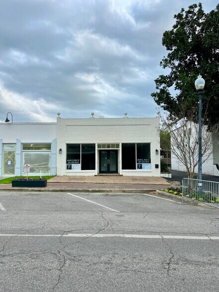 More Photos Of 212 Fairhope Ave, Fairhope Storefront For Lease