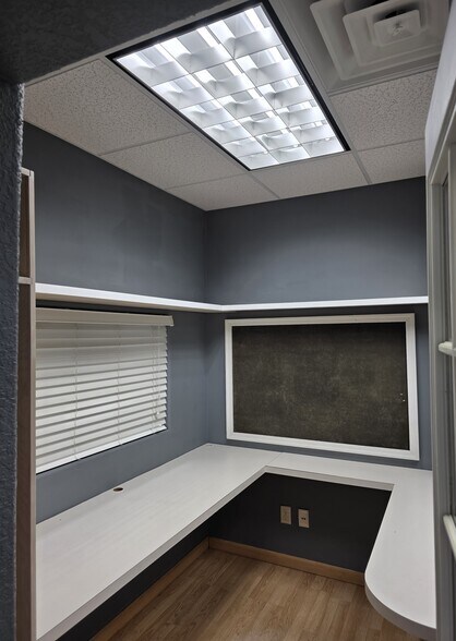 More Photos Of 205 Main St S, Minot Storefront Retail Office For Lease