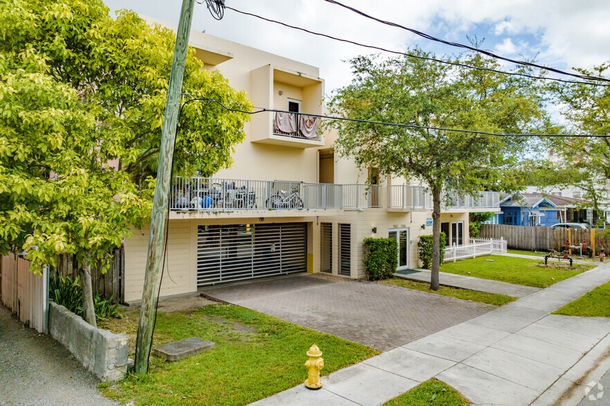 More Photos Of 1553 SW 2nd St, Miami Apartments For Sale