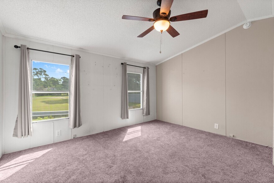 More Photos Of 3318 SH-146S, Livingston Mixed Retail For Sale