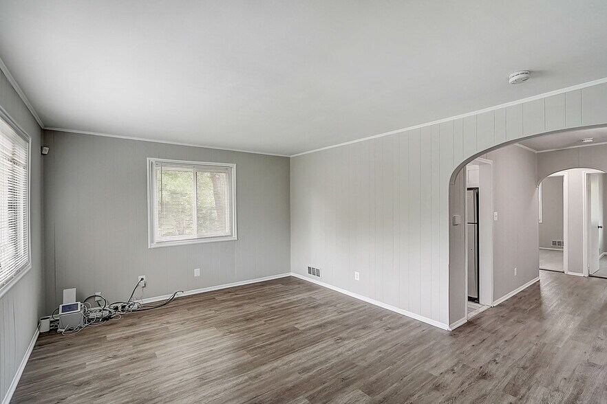 More Photos Of 872 Bellevue St SE, Washington Apartments For Sale
