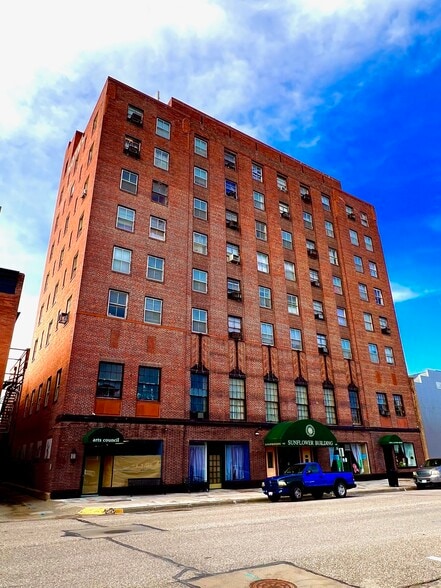 More Photos Of 409 NW 3rd St, Abilene Apartments For Sale