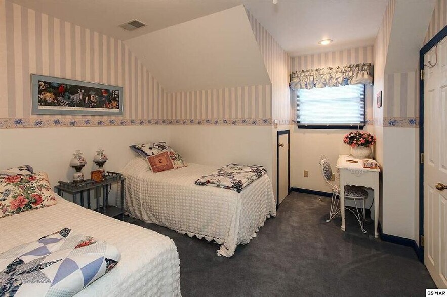 More Photos Of 724 Sharp Rd, Sevierville Hospitality For Sale