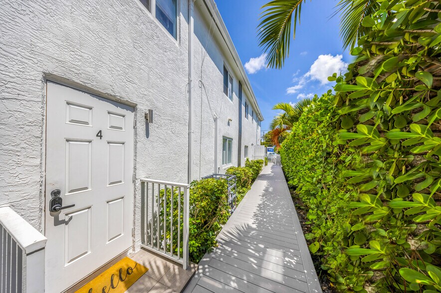 More Photos Of 268 NW 34th St, Miami Apartments For Sale