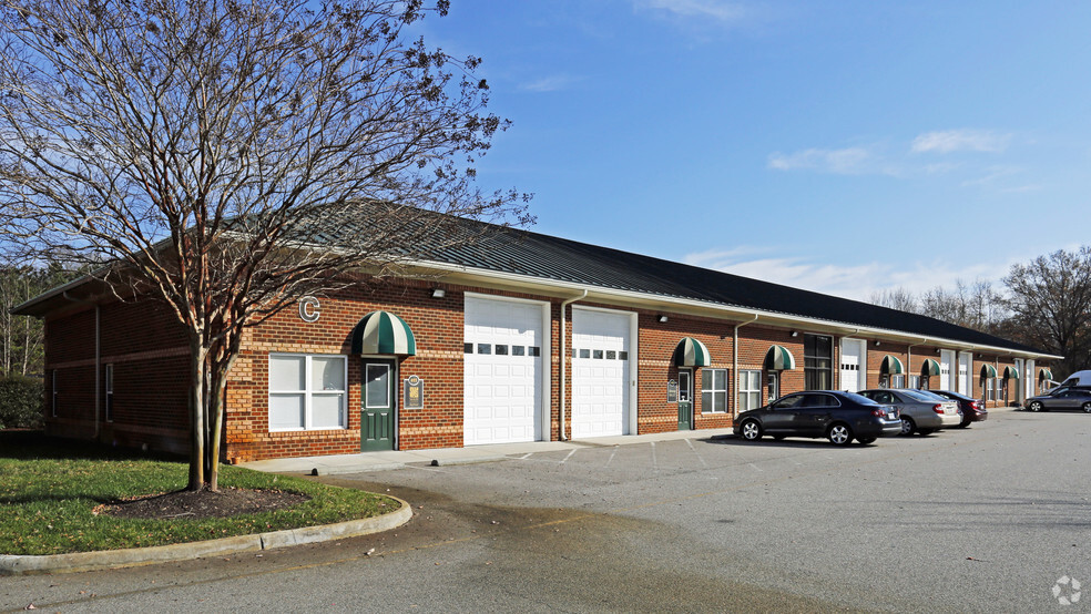 Primary Photo Of 622-636 Prosperity Way, Chesapeake Light Distribution For Sale