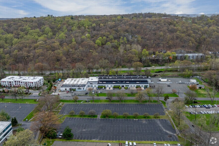 Primary Photo Of 425 Saw Mill River Rd, Ardsley Manufacturing For Sale