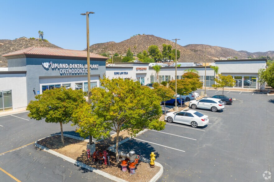 More Photos Of 34859 Frederick St, Wildomar Storefront Retail Office For Lease