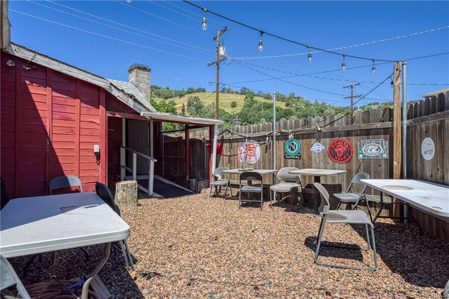 More Photos Of 12613 E Highway 20, Clearlake Oaks General Retail For Sale