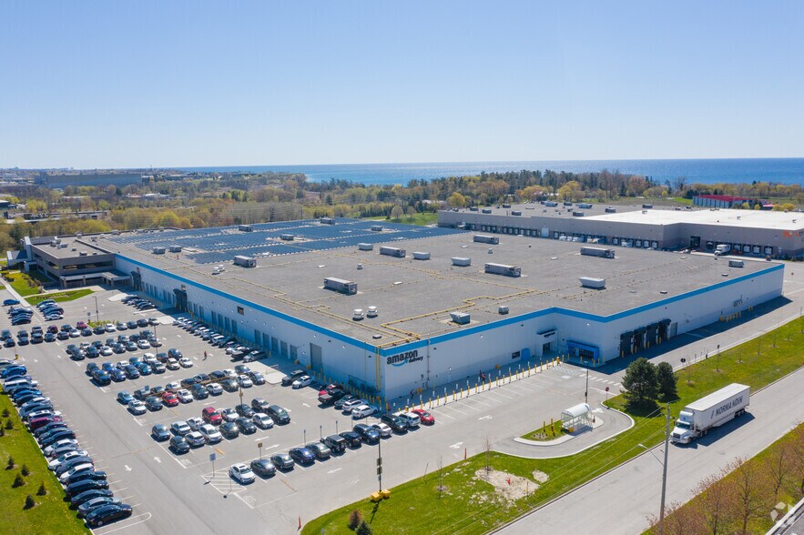 More Photos Of 1555 Wentworth St, Whitby Light Distribution For Lease