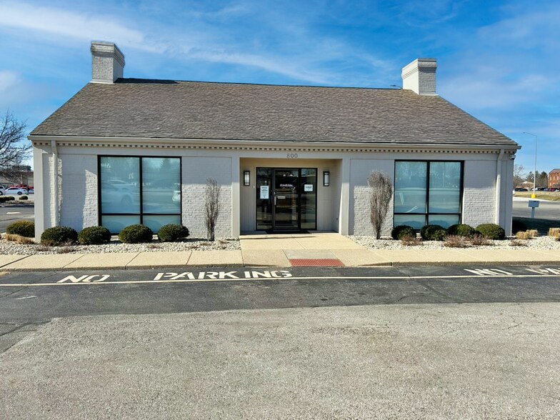 Primary Photo Of 800 US Highway 31 S, Greenwood Bank For Lease