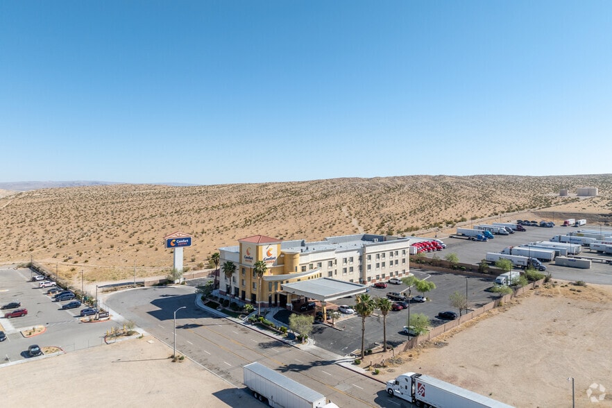 More Photos Of 2571 Fisher Blvd, Barstow Hotel For Sale