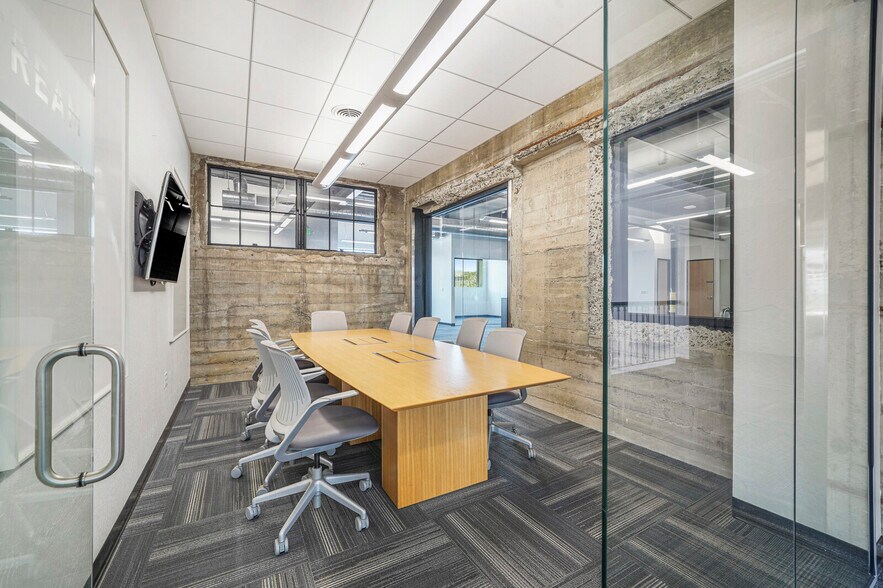 More Photos Of 205 Park Rd, Burlingame Office For Lease