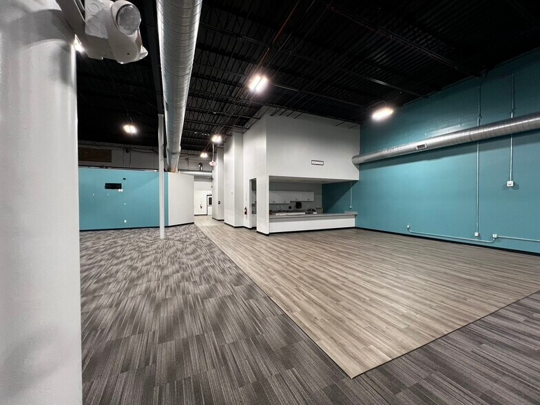 More Photos Of 167-179 W High St, London Freestanding For Lease