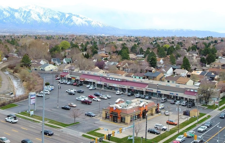 More Photos Of 3123-3187 W 5400 S, Salt Lake City Storefront For Lease