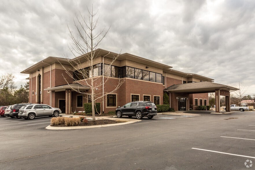 More Photos Of 115 Winwood Dr, Lebanon Office For Sale