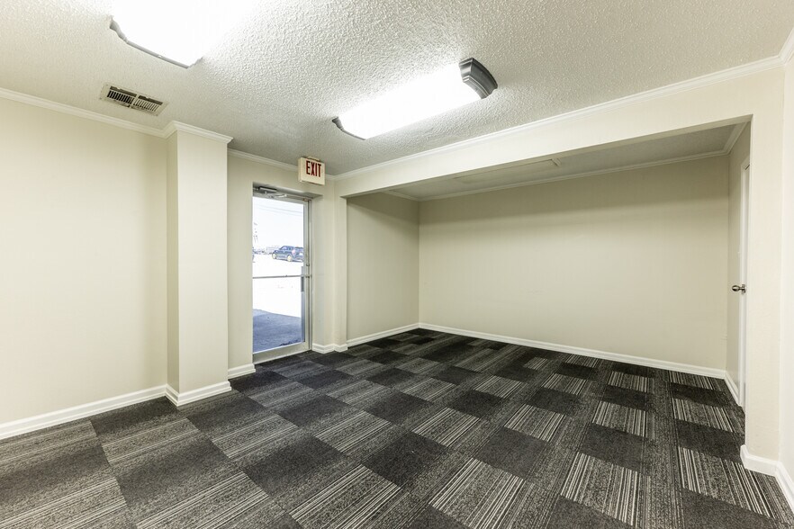 More Photos Of , Huntsville General Retail For Sale