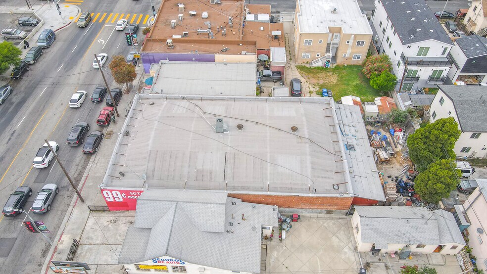 More Photos Of 2315 E 4th St, Los Angeles Freestanding For Sale