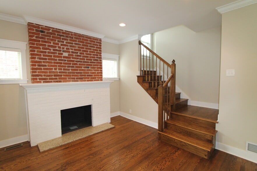 More Photos Of ,  Unknown For Sale