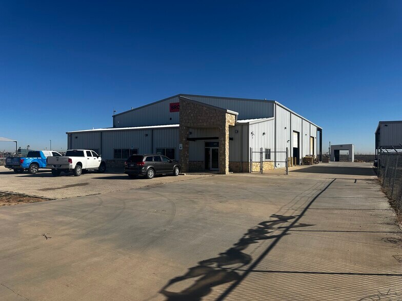 Primary Photo Of 1225 S Faudree Rd, Odessa Warehouse For Lease