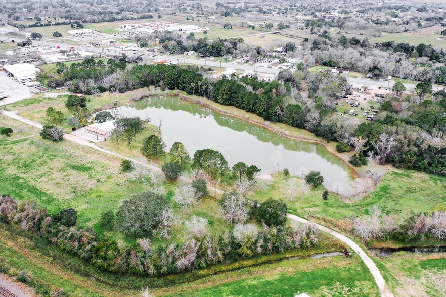 More Photos Of 850 County Road 149, Alvin Land For Sale