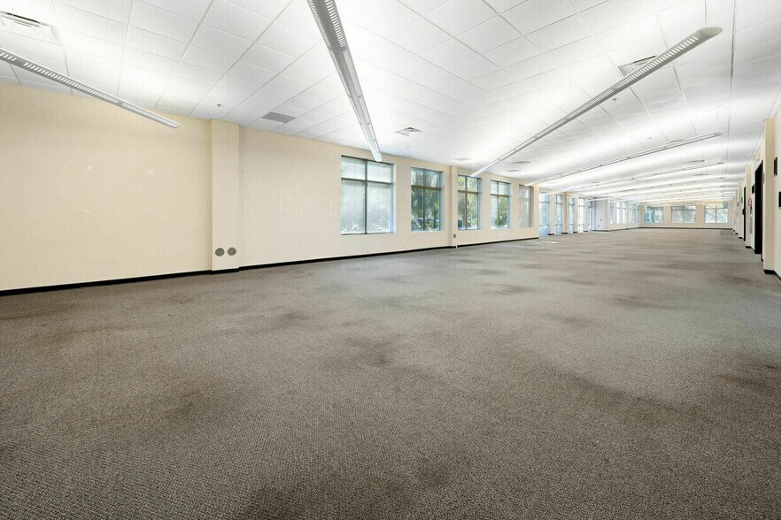 More Photos Of 200 N Richard Jackson Blvd, Panama City Beach Office For Sale