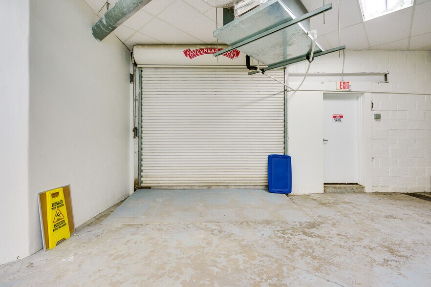 More Photos Of 118 Fairview Ave, Daytona Beach Freestanding For Sale